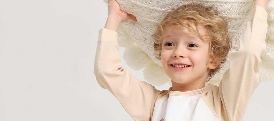 1971 年缔造母婴品牌，，，，，主营童装及母婴用品，，，，，严选安全面料，，，，，陪同孩童舒服成长。。。。。